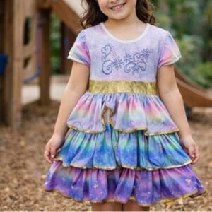 Girls Dress Size 10/12 Medium Large Short Cute Fairytale Ruffles Costume Purple‎